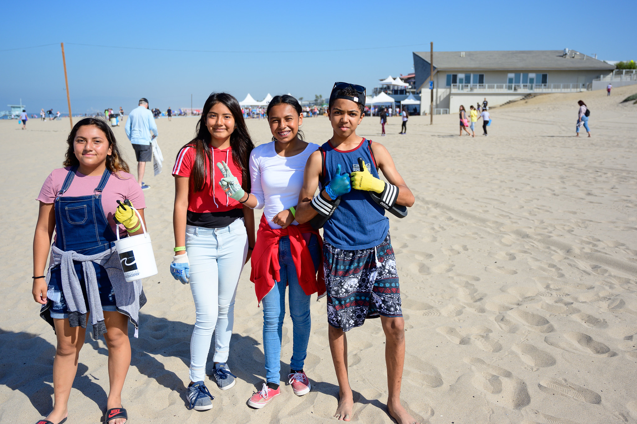 Coastal Cleanup Day at Dockweiler Youth Center.  Photo by Venice Paparazzi